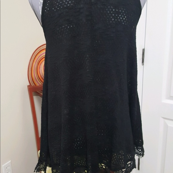 Shirt or cover up - Picture 4 of 5